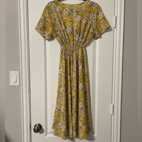 Vintage Yellow Floral Dress V Neck Short Sleeve A-Line Flowy Casual Midi Dress - Picture 2 of 3
